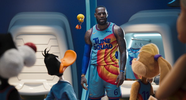 Sylvester, Daffy Duck, Lola Bunny, LeBron James, Tweety Bird